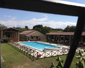 Agriturismo Il Mulino del Vescovo - Giano dell'Umbria - Pool