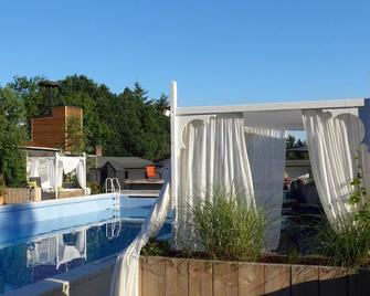 Forellenhof - Nordhastedt - Piscina