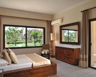 Jaz Neo Saraya Palms - Hurghada - Sovrum