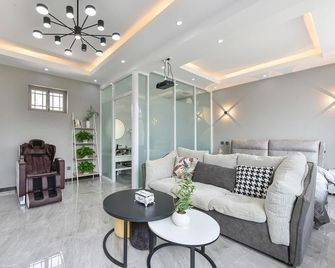 Beijing Yashan Xiaozhu (Badaling Branch) - Peking - Wohnzimmer