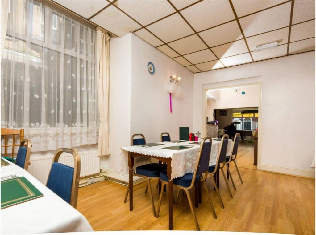 كانبيرا هوتل