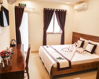 Quy Nhon Blue Sea Hotel - Qui Nhon - Habitación