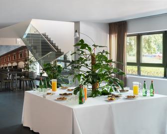 أونا هوتلز بولونيا فييرا - بولونيا - مطعم