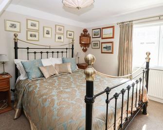 Peggotty's - Saxmundham - Bedroom