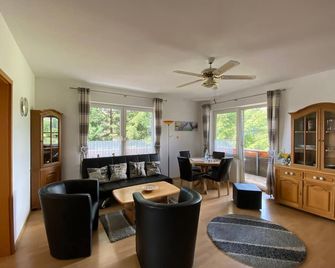 Haus Jasmin - Sankt Andreasberg - Wohnzimmer