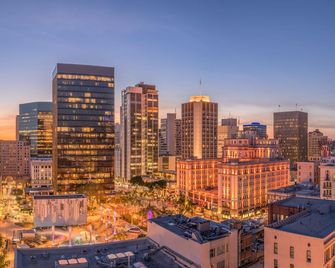 Gaslamp Plaza Suites - San Diego - Outdoors view