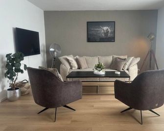 Fact Apartments - Arnoldstein - Вітальня