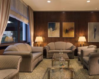 Maritim Hotel Bad Salzuflen - Bad Salzuflen - Lobby