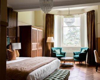 Worplesdon Place Hotel - Guildford - Bedroom