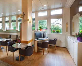 Hotel Welcome Inn - Kloten - Ingresso