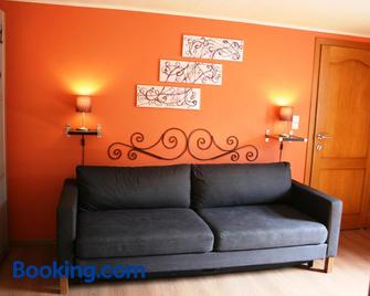 The Blacksmith's House - Libin - Living room