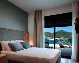 Chronos Hotel - Porto Koufo