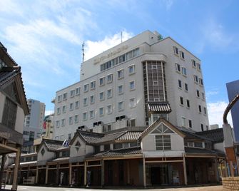 Takada Terminal Hotel - Jōetsu - Gebouw
