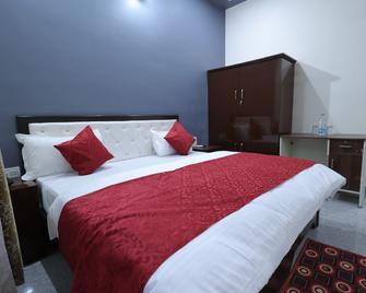 Shiv Shakti Wellness Resort - Rishikesh - Bedroom