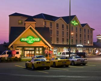 Portlander Inn and Marketplace - Portland - Building