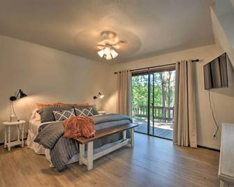 Lake Hartwell Home with Dock Less Than 10 Miles to Clemson! - Seneca - Slaapkamer