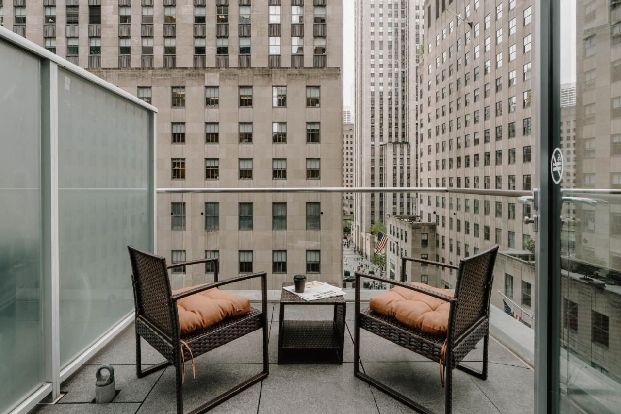 The Jewel Hotel, New York thumbnail 2