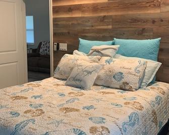 Cozy secluded beach cottage in Keaton Beach - Perry - Habitación