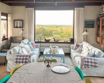 Peaceful Holiday Home in Skagen Near Sea - Skagen - Wohnzimmer