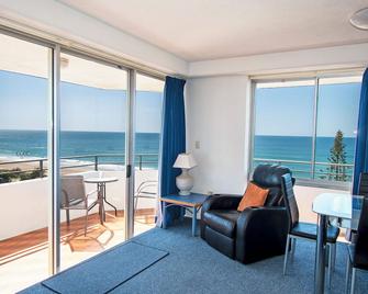 Equinox Resort - Surfers Paradise - Living room