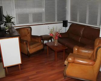 Casa Londres - Estoril - Sala de estar