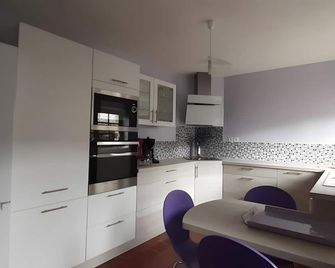 La Fromagerie - Vellèches - Kitchen