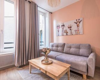 - Le petit Rochelais - Centre Vieux Port - La Rochelle - Living room