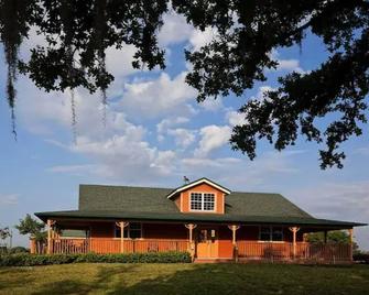 Westgate River Ranch Resort Luxury Grand Cabin Sleeps 10 New Years Eve! Pet Ok - River Ranch - Building