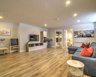 Chalet Haut-Bois - Hiking, Skiing and Spa - Morin-Heights - Living room