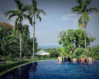 Zen Resort Bali - Seririt - Pool