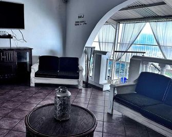 Elsje's Country Inn - Kempton Park - Salon