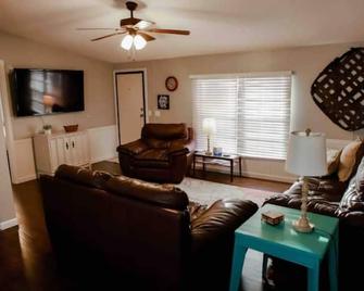 Nobles Nest near Kentucky Lake - Paris - Sala de estar