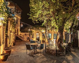 Goreme House Hotel - Göreme - Patio