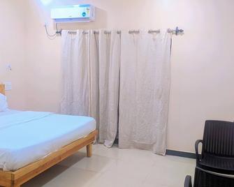 hotel ramdev - Arambol - Schlafzimmer