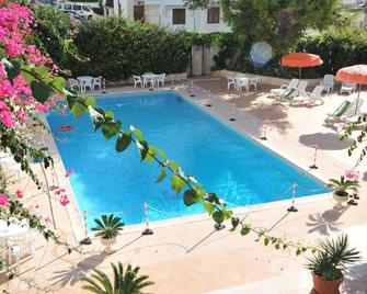 Hotel Degli Aranci - Vieste - Pool