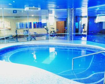 Hotel Marítimo Ris - Noja - Pool