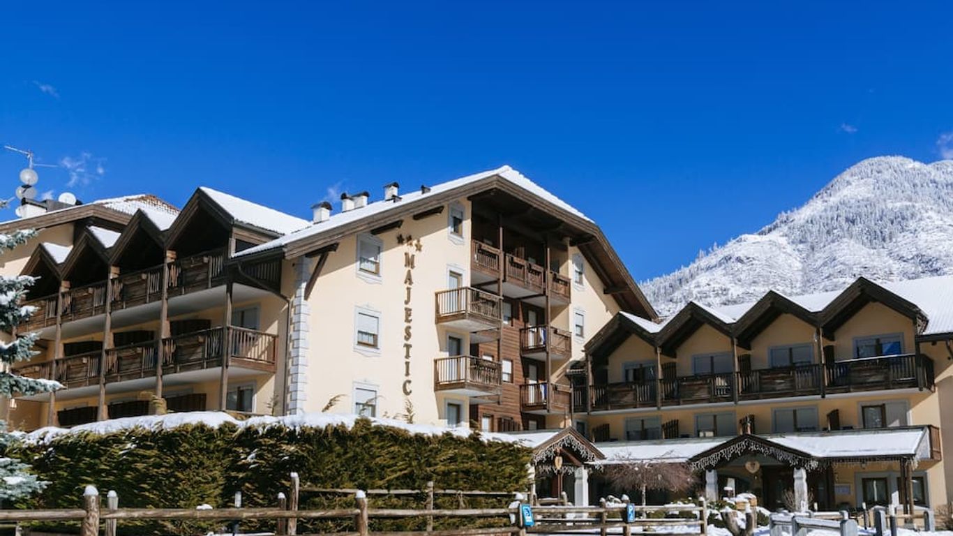 أبارتهوتل ماجستك