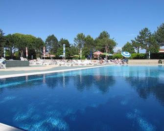 Flat in a superb resort in Bibione - Beahost - Bibione - Piscina