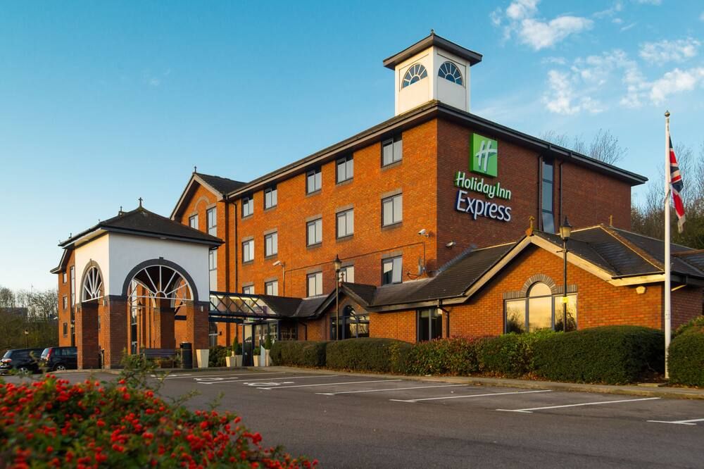 Holiday Inn Express Stafford By IHG - סטאפורד - בניין
