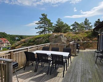 4 person holiday home in Nösund - Nösund - Balcony