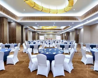 favehotel Cimanuk Garut - Garut - Banquet hall