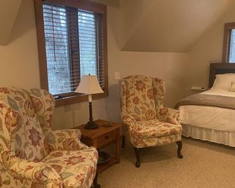 Lolly's Treehouse - Highlands - Slaapkamer