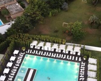 Yoo Punta Del Este - Luxury Apartment With Outdoor Pool, Beach Service. And Spa. - 埃斯特角城 - 游泳池