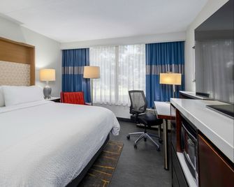 Holiday Inn Weirton - Steubenville Area By IHG - Weirton - Slaapkamer