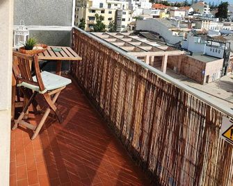 Milu house - Faro - Parveke