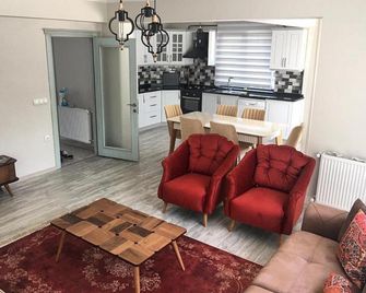 Villa Golyolu 1-2 - Sapanca - Oturma odası