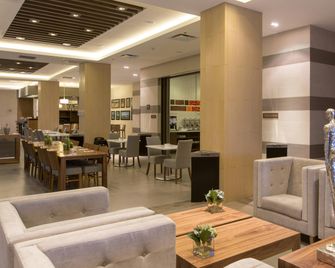 Hampton Inn by Hilton Hermosillo - Hermosillo - Restaurante