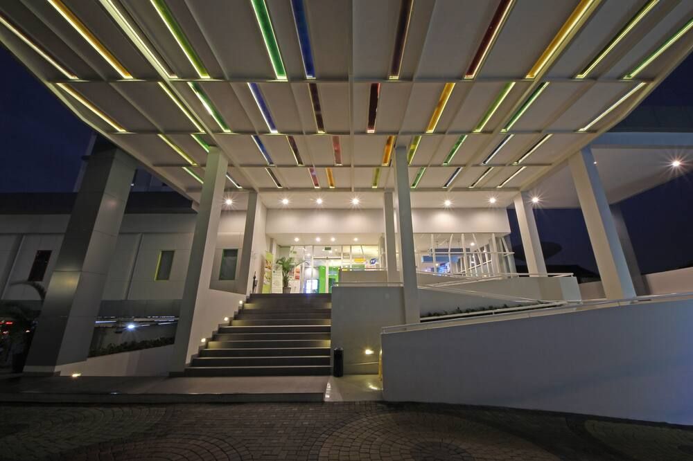 Pop! Hotel Kemang Jakarta - Yakarta