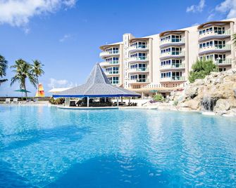 Accra Beach Hotel & Spa - Christchurch - בריכה