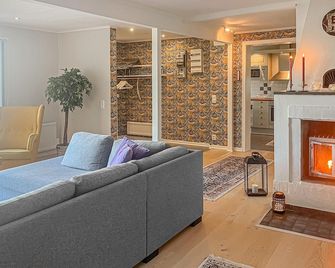 Beautiful home in Gislaved - Gislaved - Vardagsrum